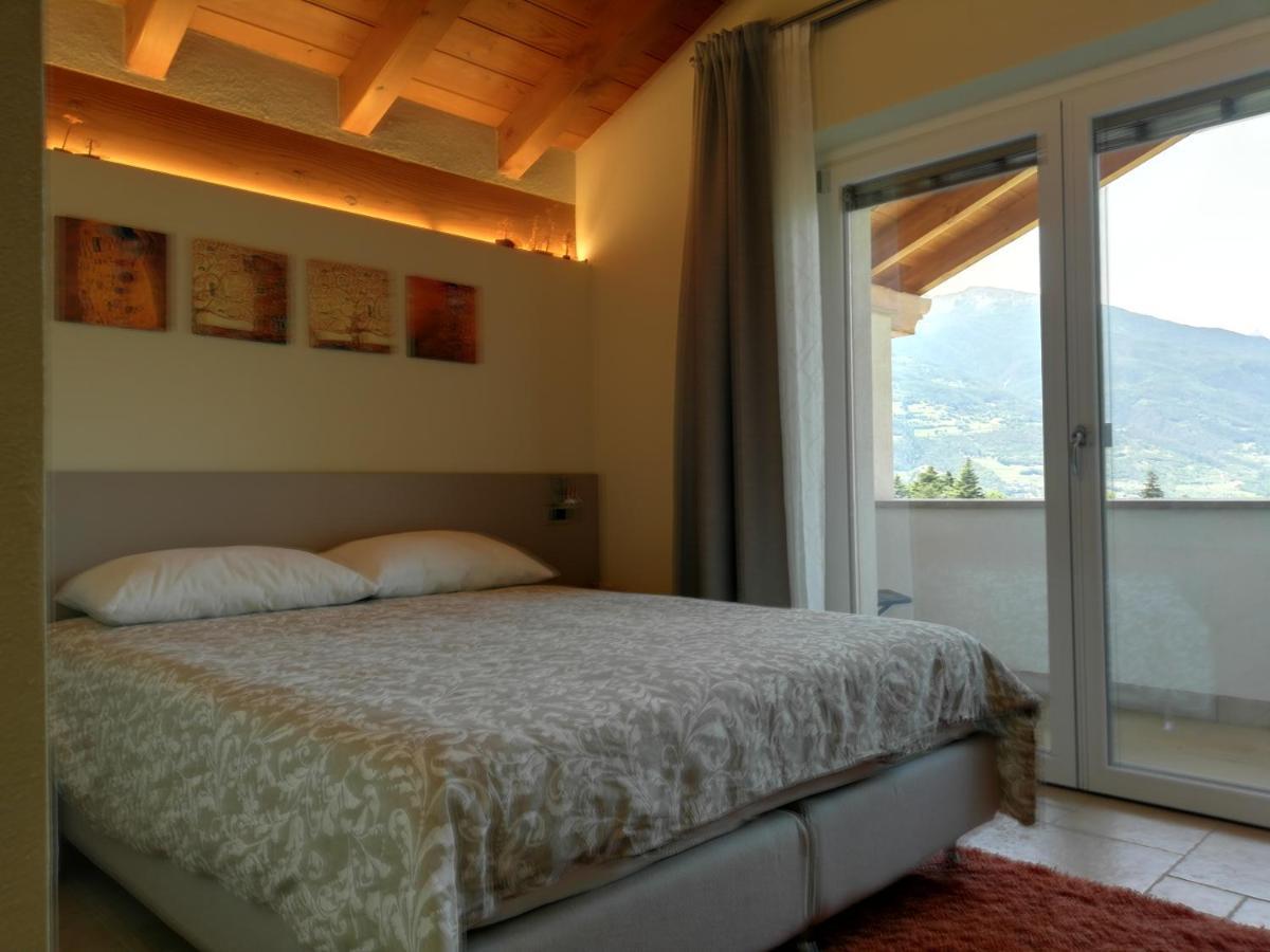 A&G Apartment Aosta - Elegante Casa 100 Mq Su Due Piani Con Wi-Fi-Giardino-Parcheggio Exterior foto